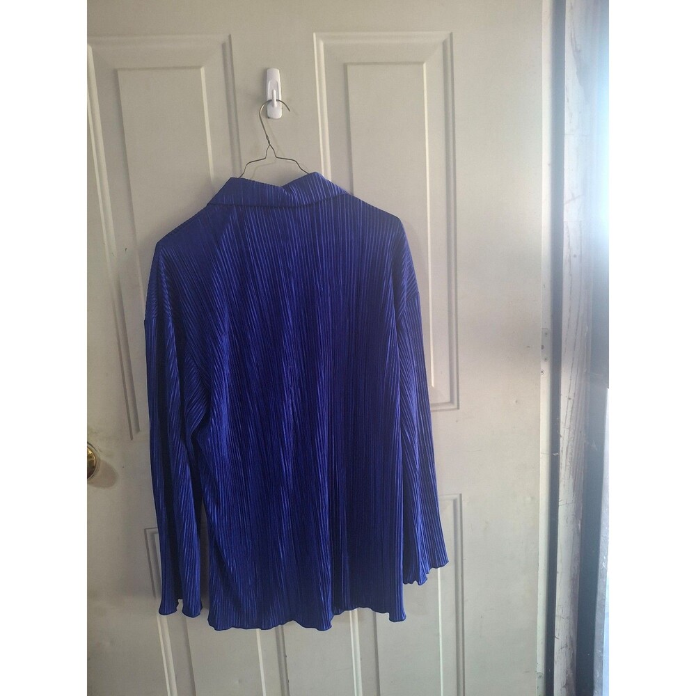 Blouse - Picture 4 of 6